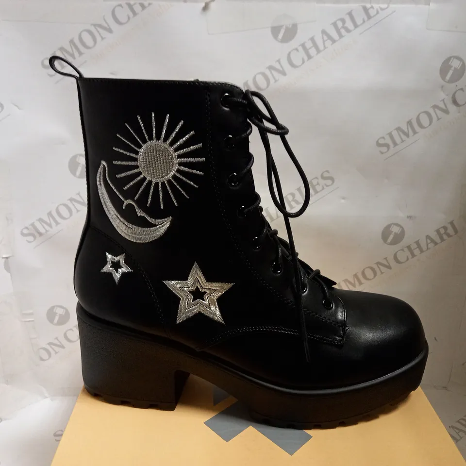 KOI VEGAN ASTRO SILVER STAR AND MOON CHUNKY BOOTS - SIZE 9