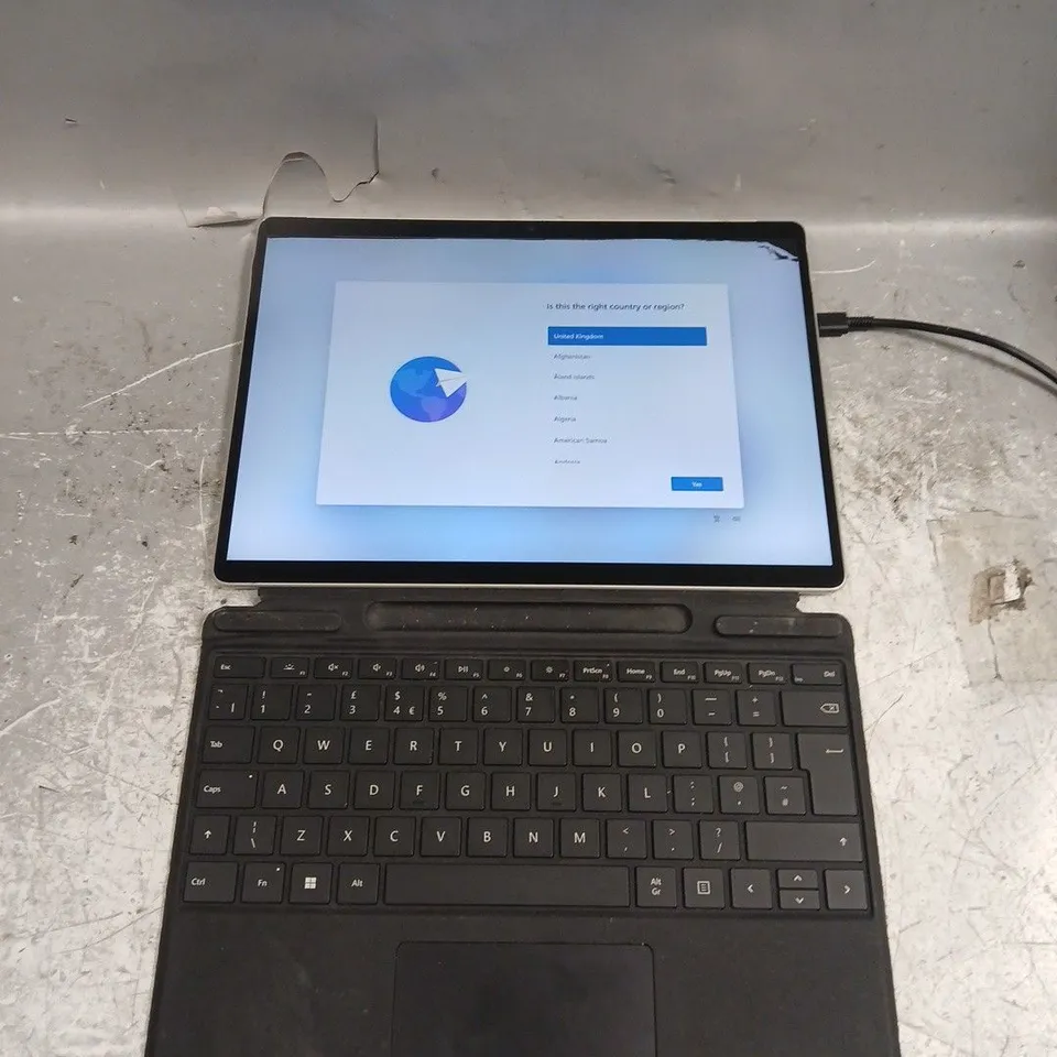 MICROSOFT TABLET WITH KEYBOARD MODEL UNSPECIFIED