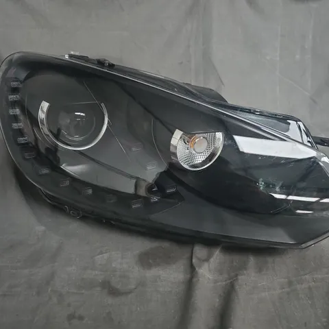 Car Headlight Assembly with LED DRL – Black Housing