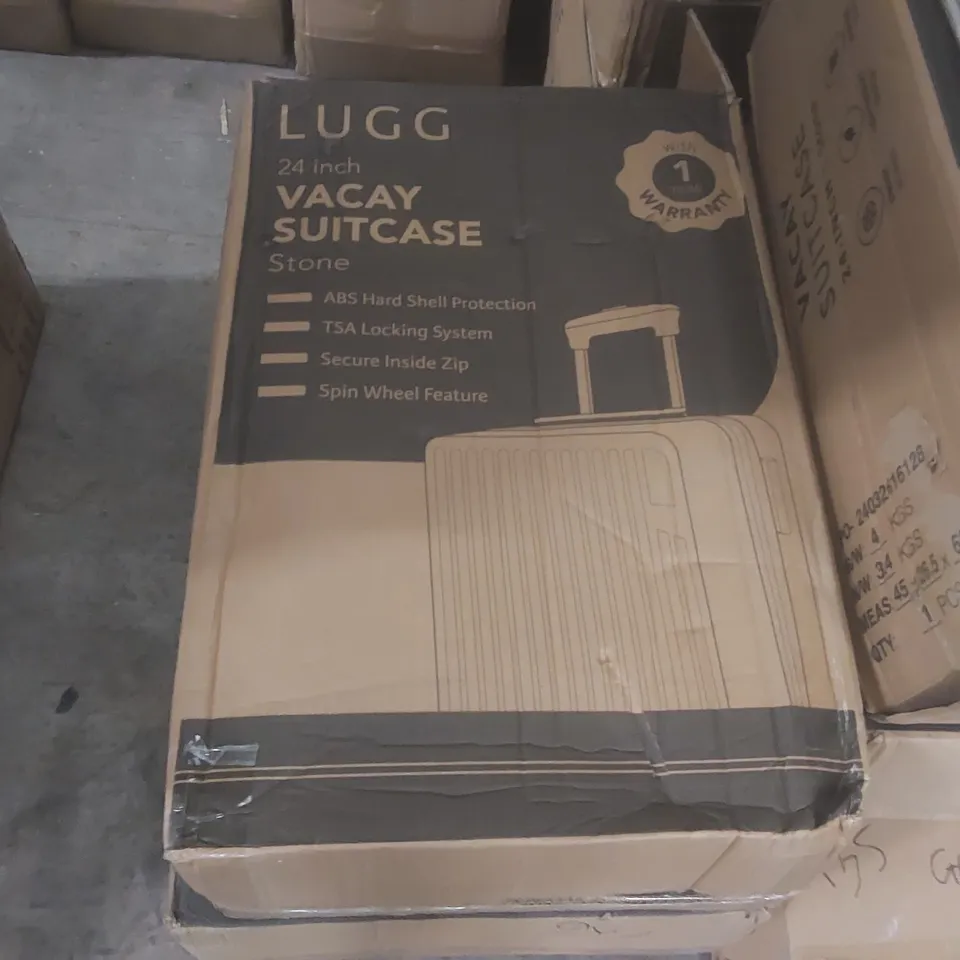 BOXED LUGG TRAVEL SUITCASE