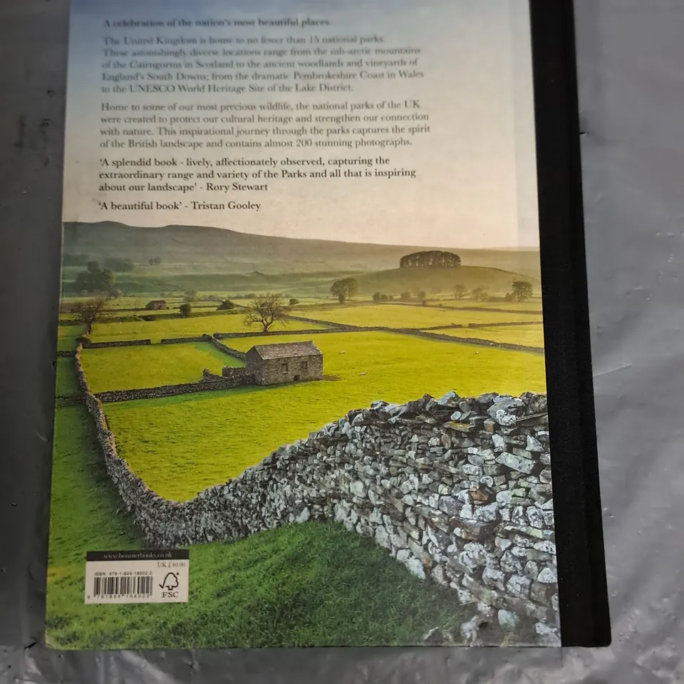 NATIONAL PARKS OF THE UK BY CAREY DAVIS