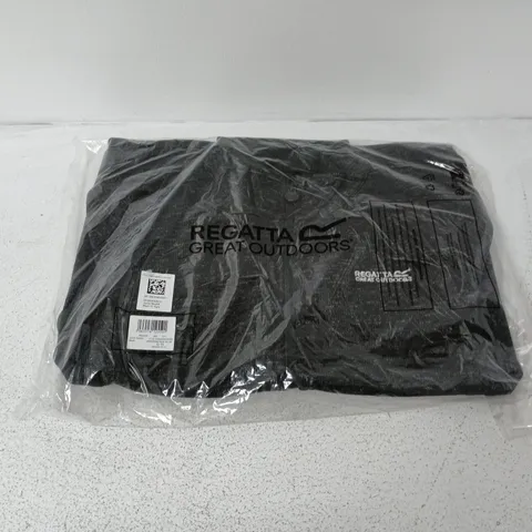 APPROXIMATELY 22 BRAND NEW REGATTA JUNIOR NEWHILLS IN BLACK - 11-12YRS