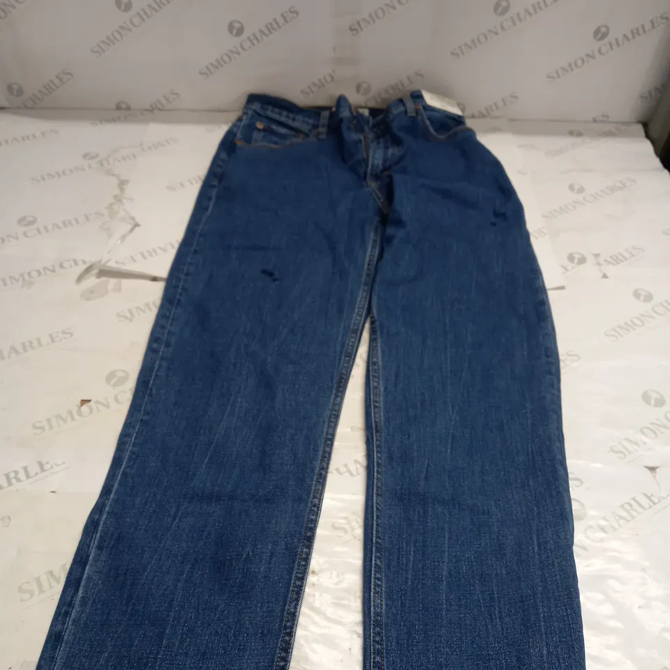 ABERCROMBIE AND FINCH DENIM JEANS SIZE 28