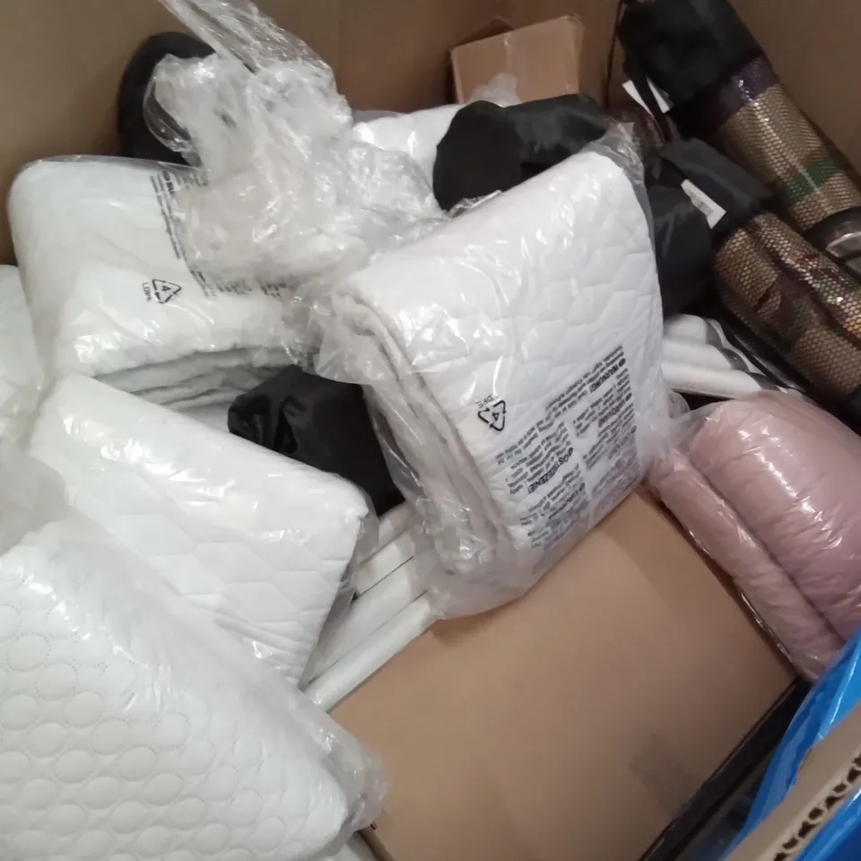 PALLET OF ASSORTED ITEMS INCLUDING RALEIGH BIKE WHEEL, DEESTONE BICYCLE TIRES, CAMPKING COMPACT DIRECTOR CHAIR,  KUYOU YOGA MAT, PETS EMPIRE DOG BOWL