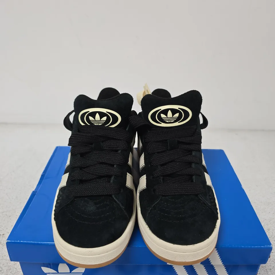 BOXED PAIR OF ADIDAS CAMPUS TRAINERS - UK SIZE 4