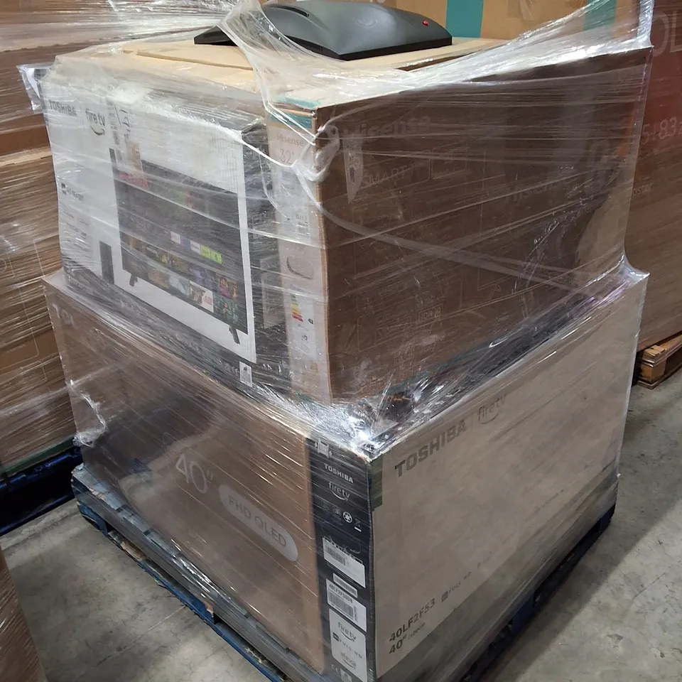 PALLET CONTAINING APPROXIMATELY 16 ASSORTED DAMAGED TVS