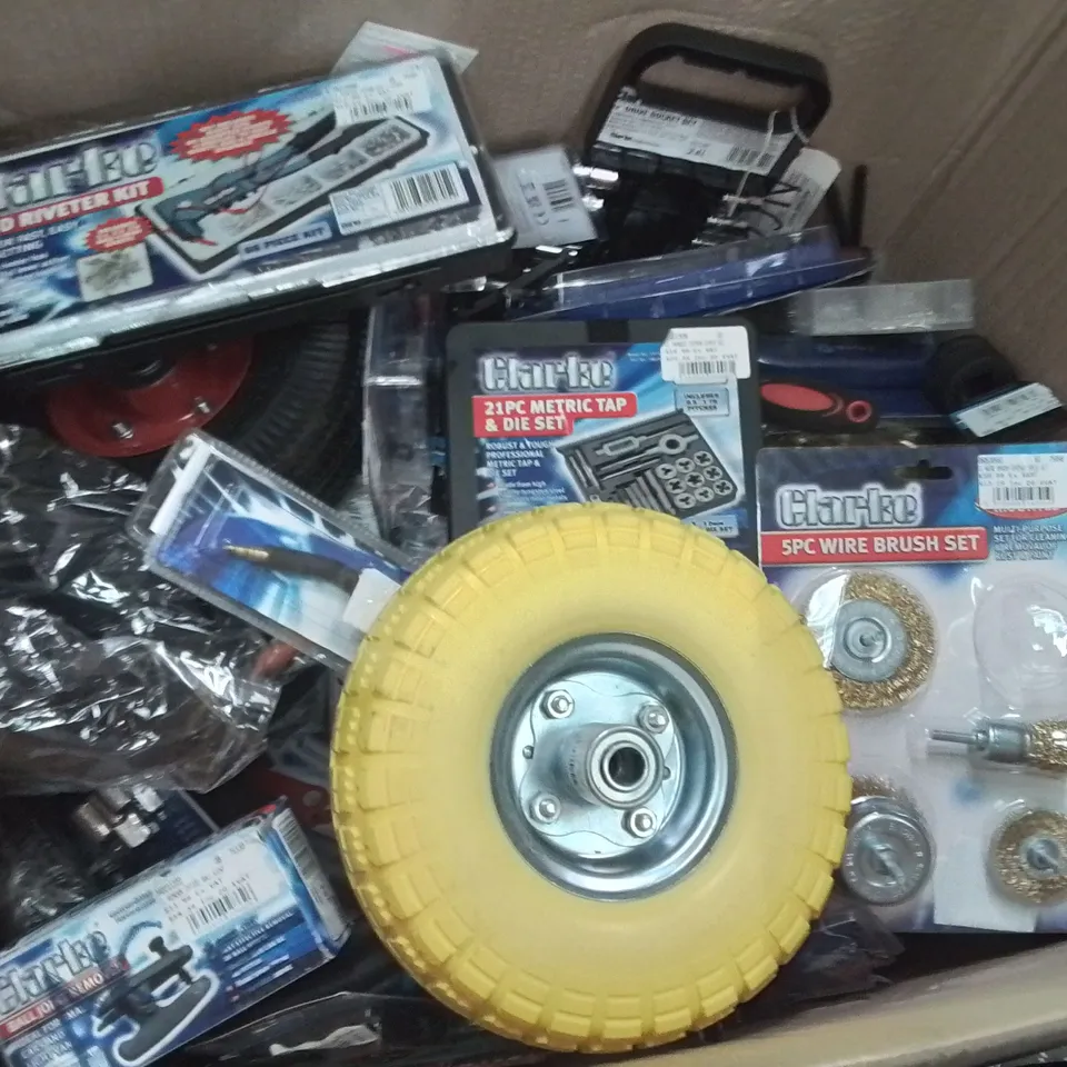 ASSORTED TOOLS & ACCESSORIES – WHEELS AND HARDWARE (BOX LOT)