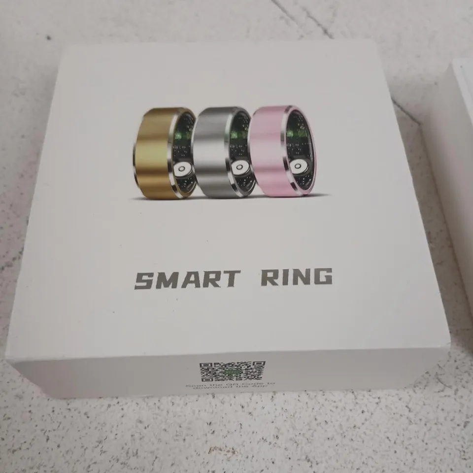 SMART RING - BOXED SET WITH BLACK DISPLAY CASE AND SILVER RING
