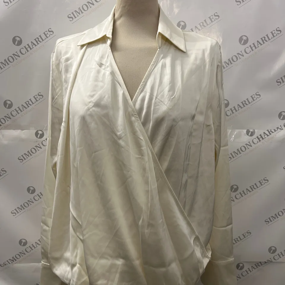 H&M DEEP NECK COLLARED SHIRT IN WHITE SIZE L
