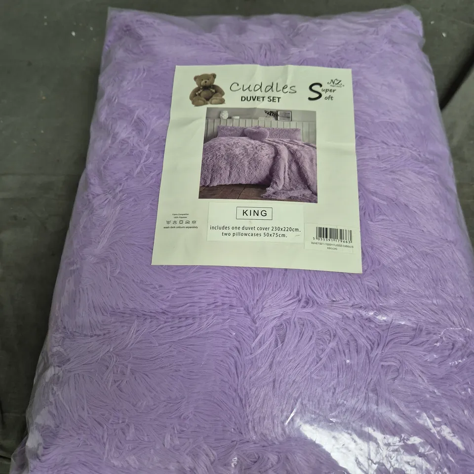 CUDDLES DUVET SET KING SIZE – PLUSH PURPLE (SEALED PACKAGING)