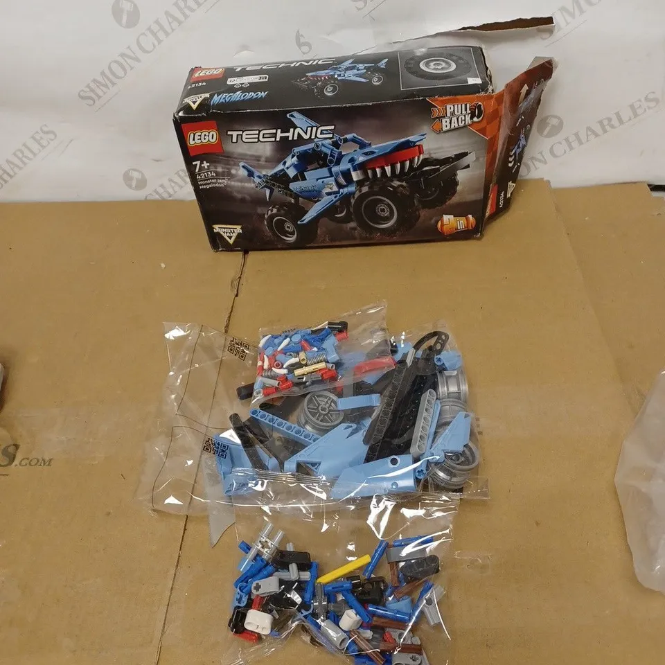 LEGO TECHNIC 42134 MONSTER JAM MEGLODON RRP £17.99