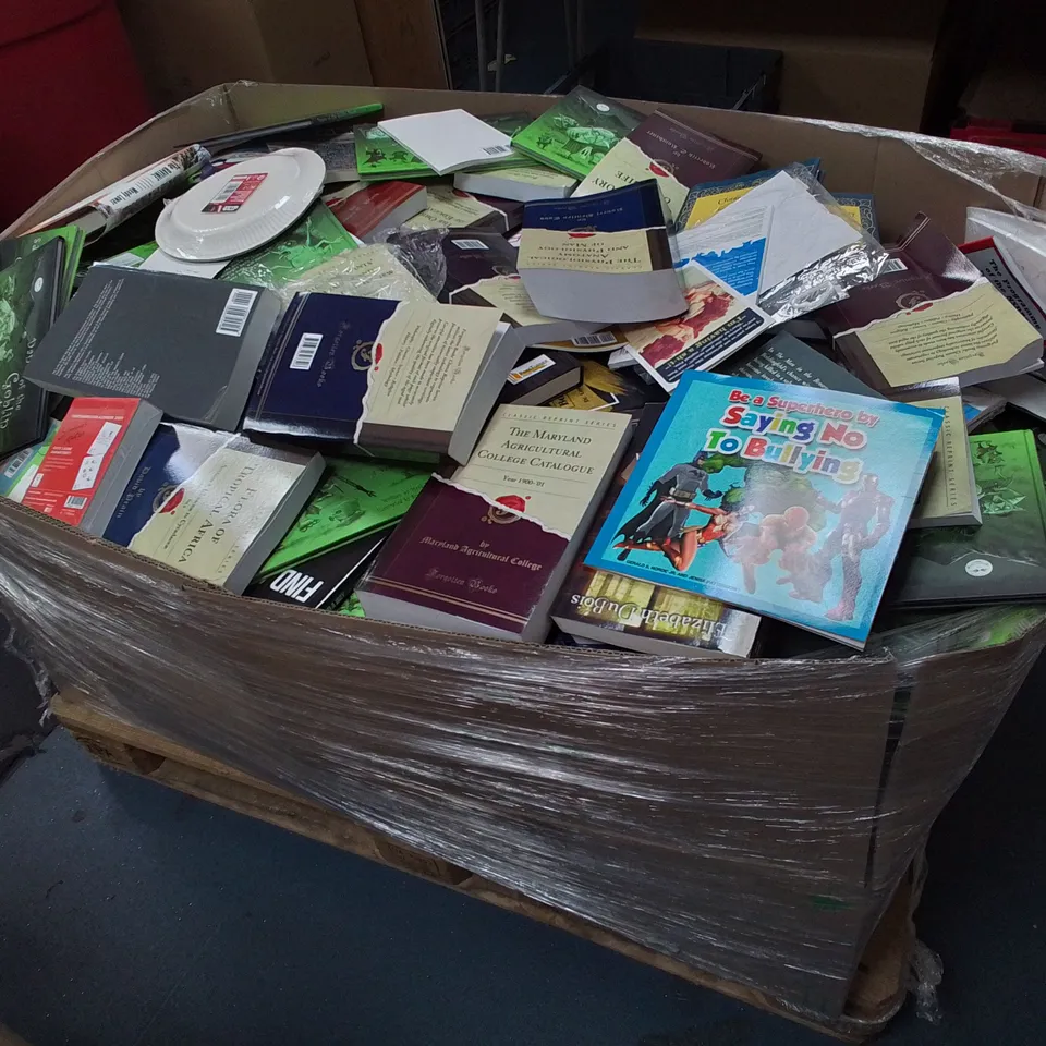 PALLET OF ASSORTED FICTION AND NON FICTION BOOKS TO INCLUDE: BACKYARD BEEKEEPING LOGBOOK, THE AQUANAUT, A FORTUNATE WOMAN, THE BOOK OF DRAGONS, CROSS-STEPPING YOUR WAY TO SUCCESS, COUPLE THERAPY ETC