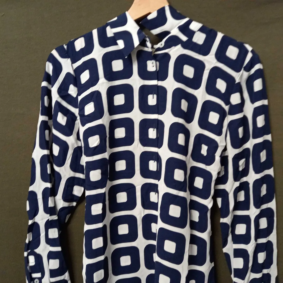 BODEN PRINTED MIDI SHIRT DRESS IN BLUE/WHITE - UK 12P