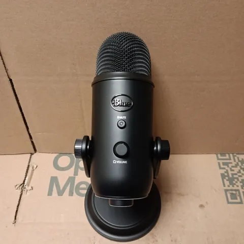 BLUE YETI PREMIUM MULTI-PATTERN USB MICROPHONE – BLACK - BOXED