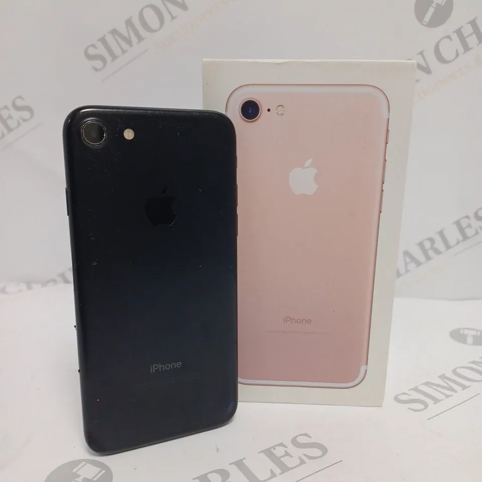APPLE IPHONE 7 (A1778) SMARTPHONE