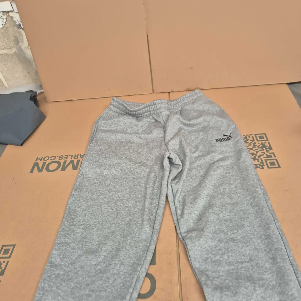 PUMA GREY SWEATPANTS/JOGGERS – SIZE US L (EU L, CA L)