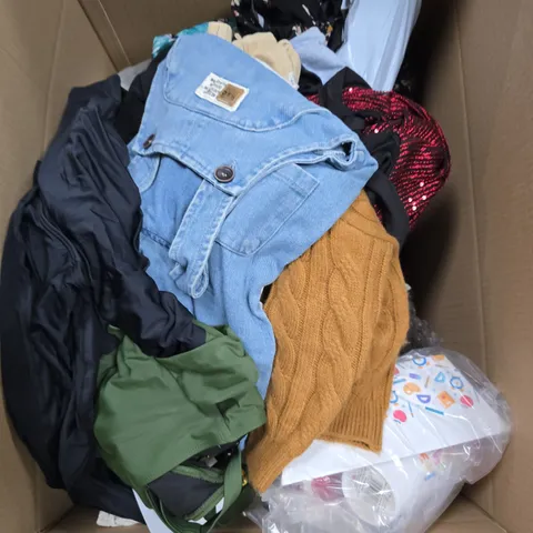 LARGE BOX OF APPROX 15 ASSORTED HOUSEHOLD ITEMS