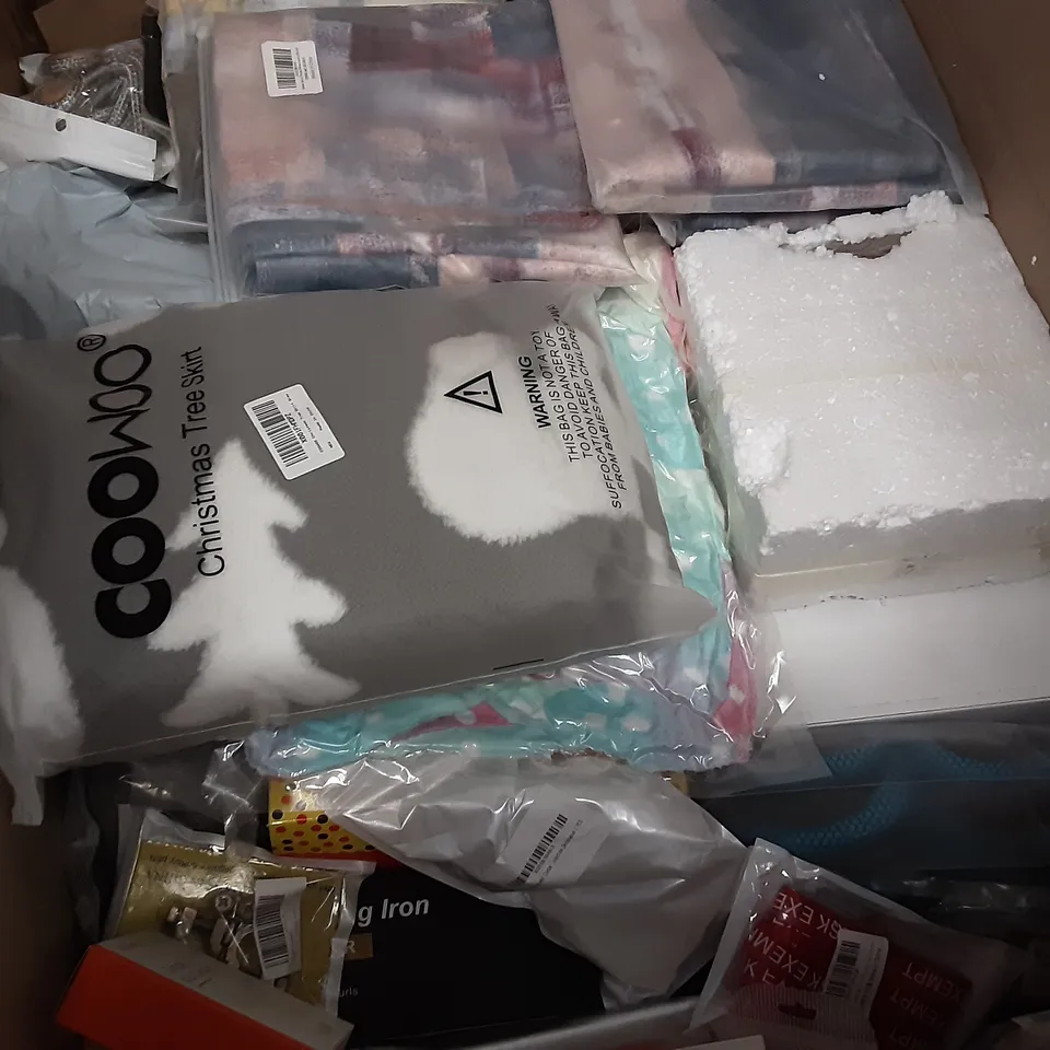 PALLET OF ASSORTED PRODUCTS INCLUDING BEAT THE INTRO QUIZ GAME, THE POLITICS OF NATIONALISM AND ETHNICITY, TORRAS EARPHONE CASE, CHILDBIRTH WORKOUT DVD, CAT SCRATCHING NEST BED, CHRISTMAS TREE SHIRT