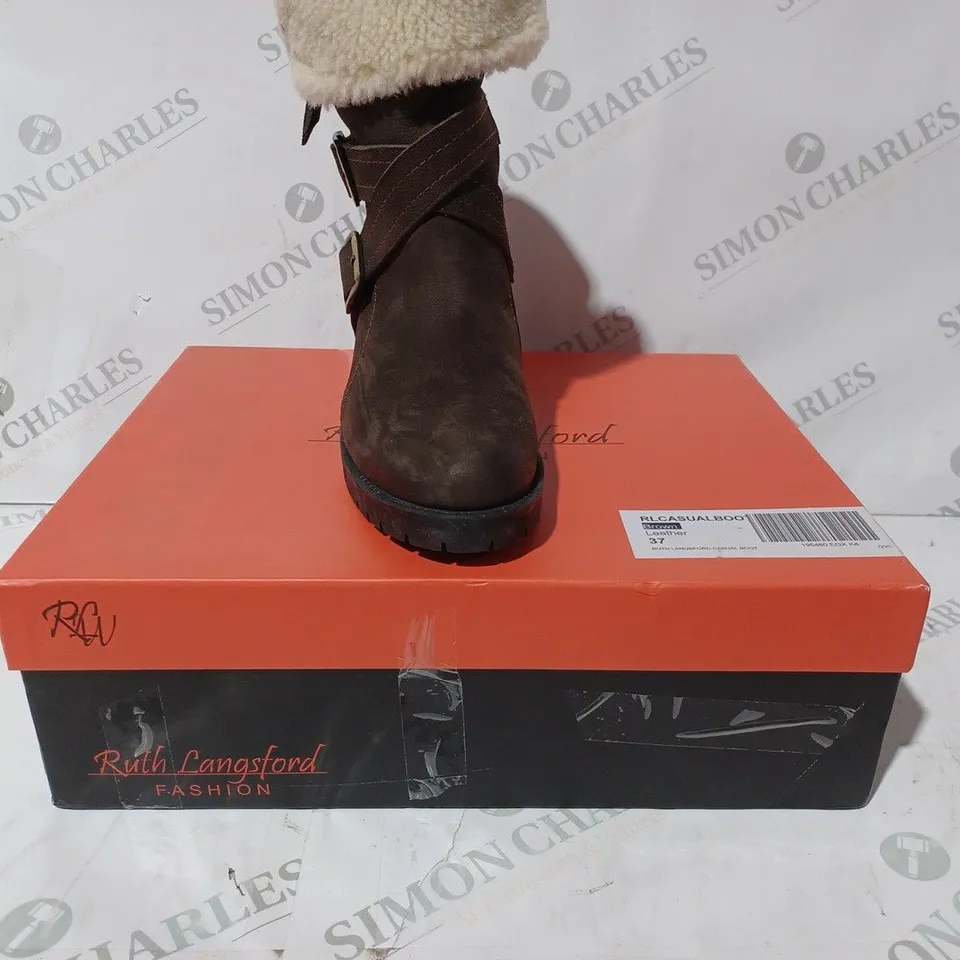 BOXED PAIR OF RUTH LANGSFORD CASUAL BOOTS IN OAK COLOUR - SIZE 4