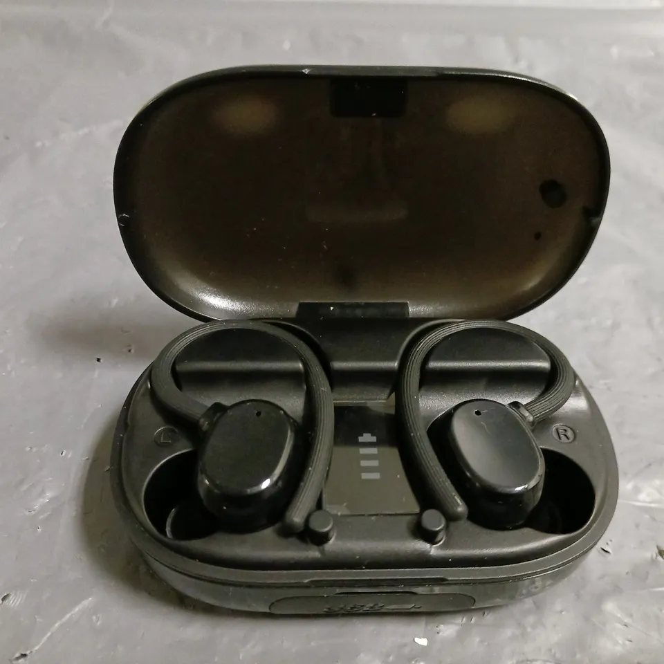 BOXED Q52 TRUE WIRELESS EARBUDS