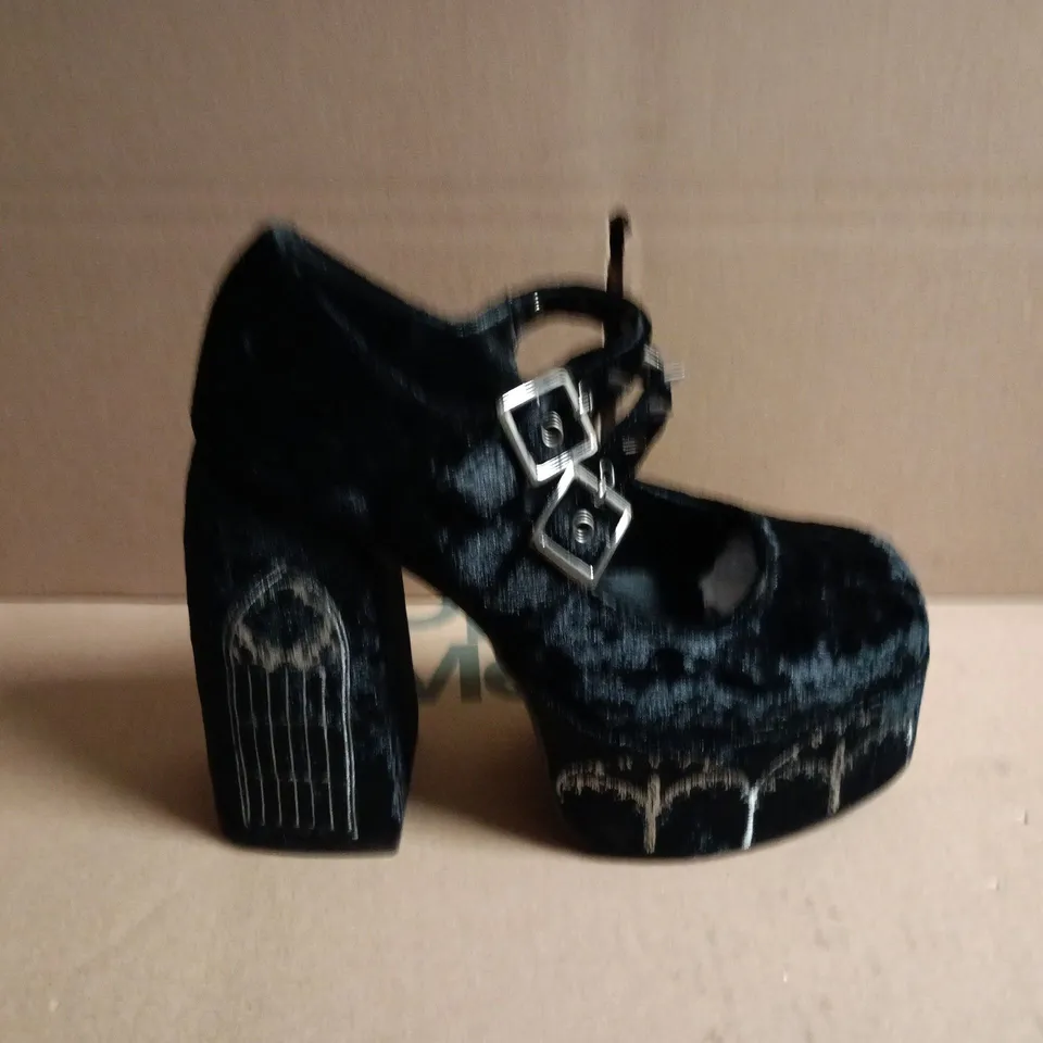BOXED KOI LADY MENACE GRUNGE CRUSHED VELVET HEELS - BLACK, UK4