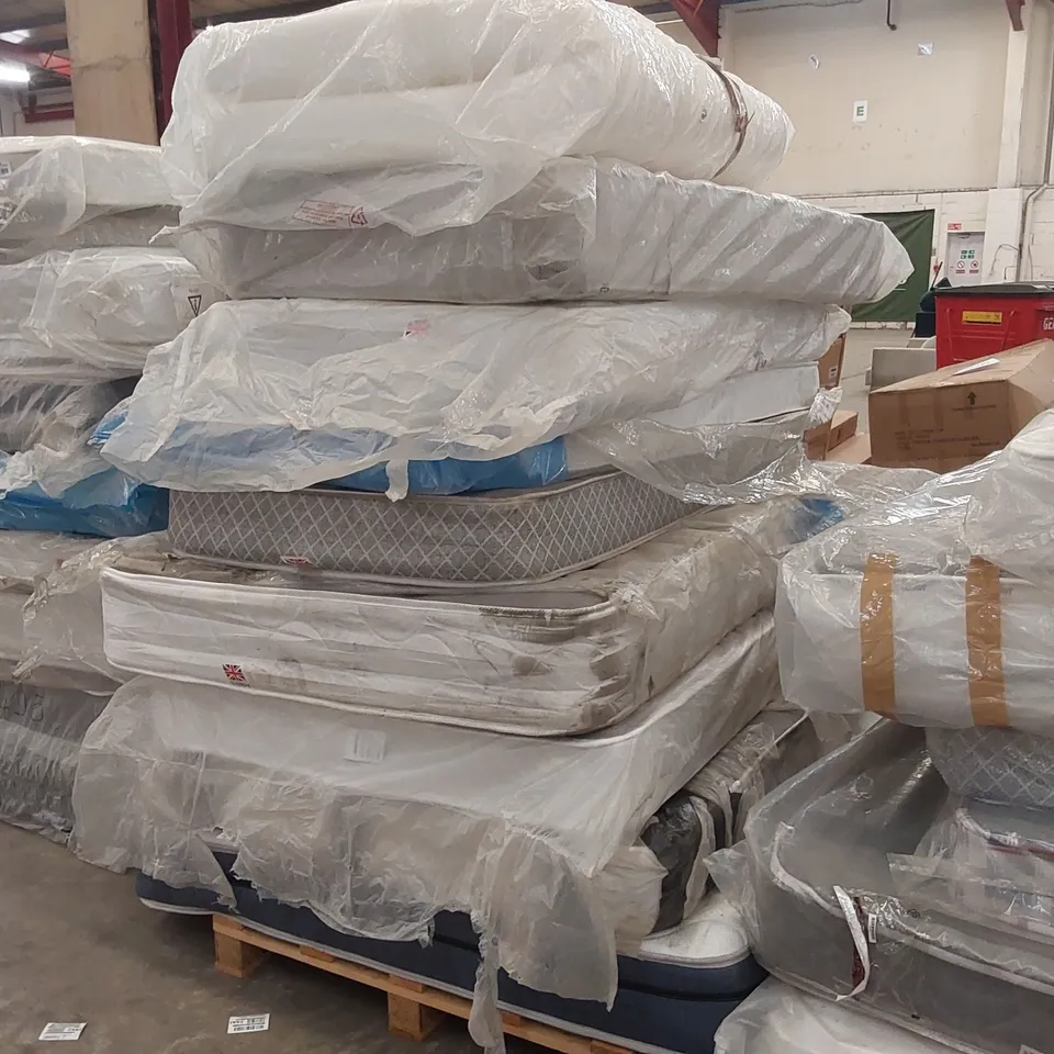 PALLET CONTAINING 9x ASSORTED MATTRESS 