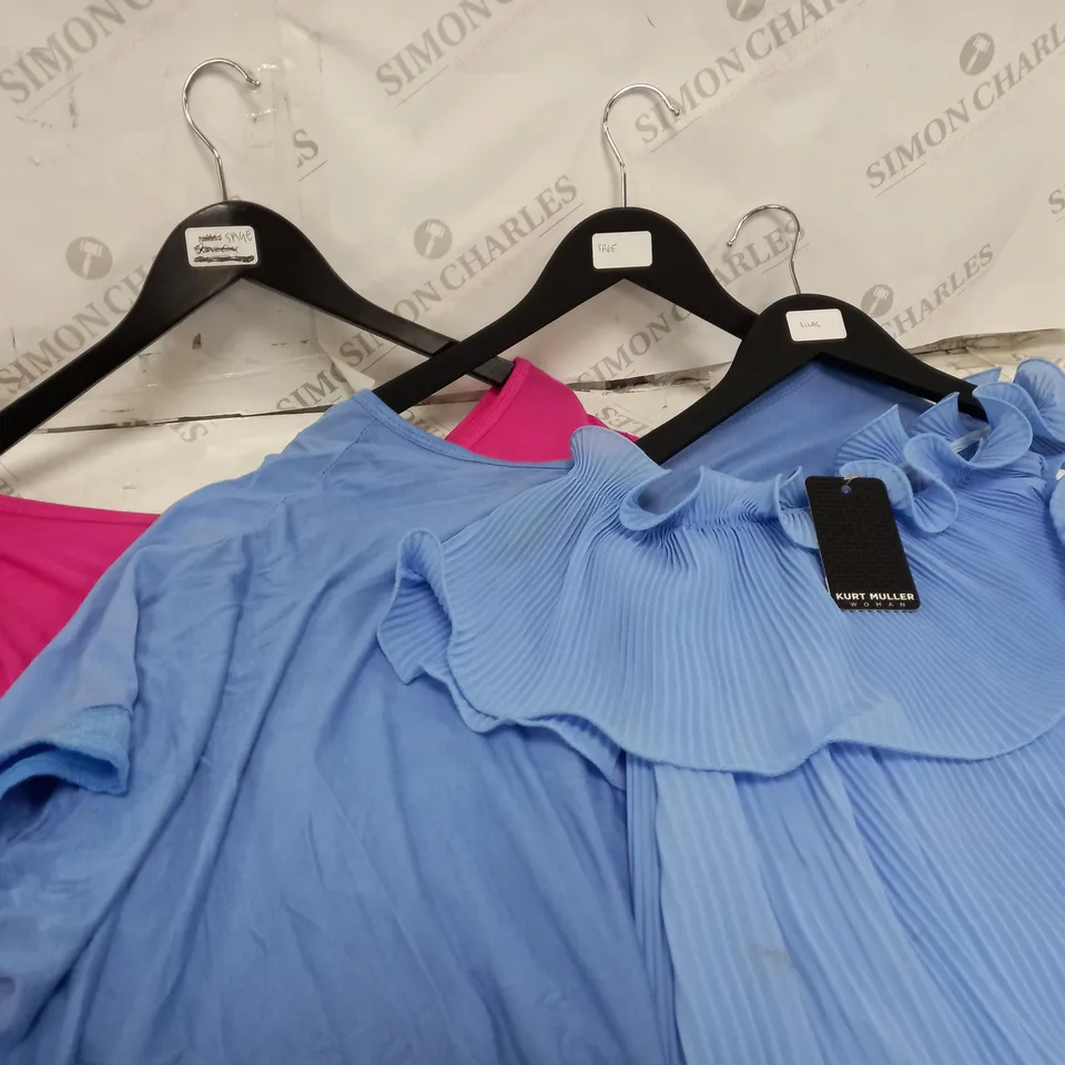 BOX OF APPROXIMATELY 10 CLOTHING ITEMS TO INCLUDE DRESSES, TOPS, SHORTS ETC