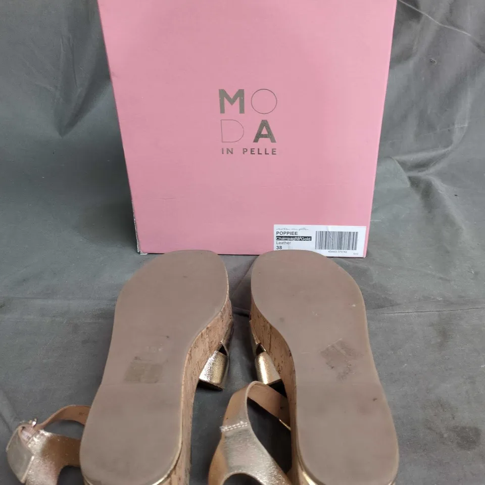 MODA IN PELLE POPPIE CHAMPAGNE GOLD LEATHER WOVEN TWO-PART WEDGE SANDALS – UK 5 (EU 38)