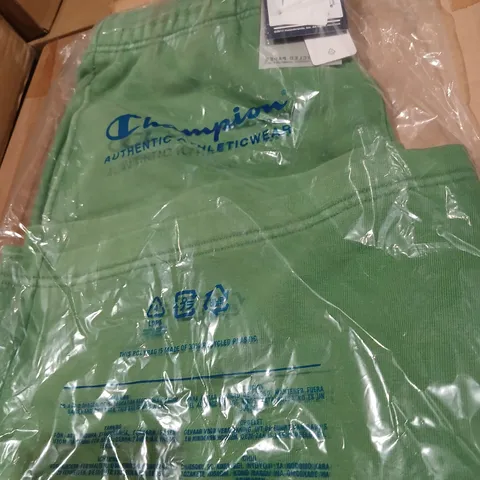 NINE CHAMPION GREEN SHORTS