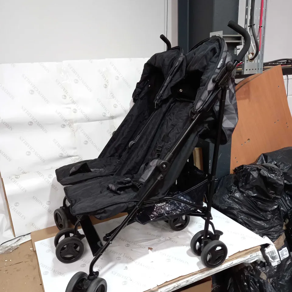 DANI DYER "CHERISH" BLACK GEO TWIN STROLLER RRP £139.99