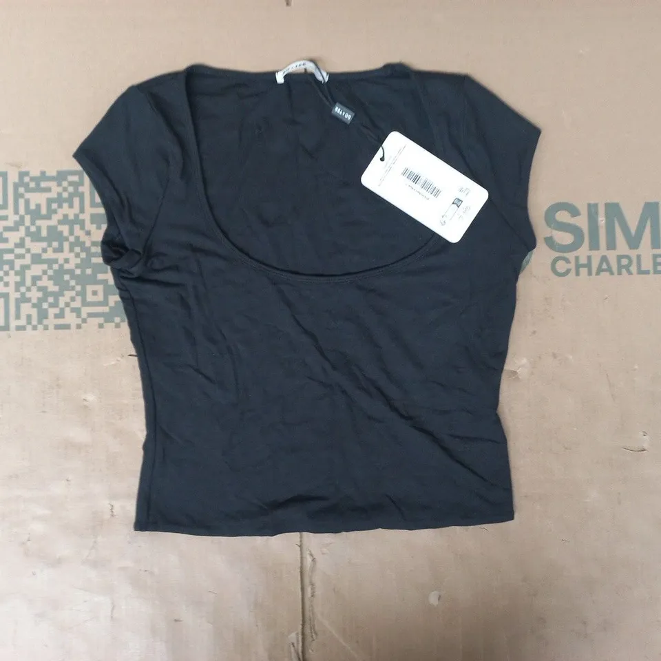 BO+TEE SLEEVELESS TOP IN BLACK SIZE SMALL