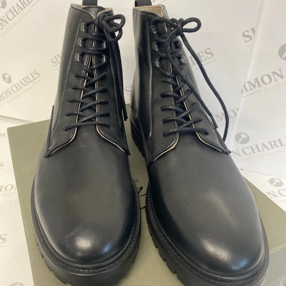 BOXED PAIR OF ALLSAINTS BLACK LAKER BOOTS SIZE 11