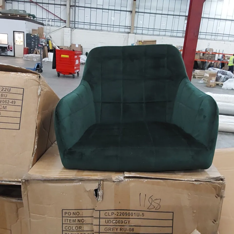 BOXED DESIGNER DARK GREEN VELVET DINING CHAIRS SET OF 2 (1 BOX)