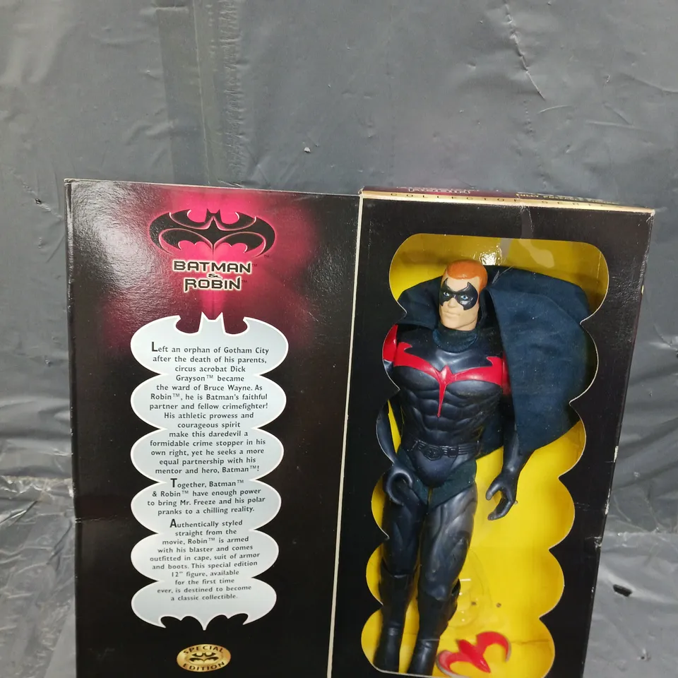 BOXED KENNER BATMAN & ROBIN COLLECTORS SERIES ROBIN FIGURE