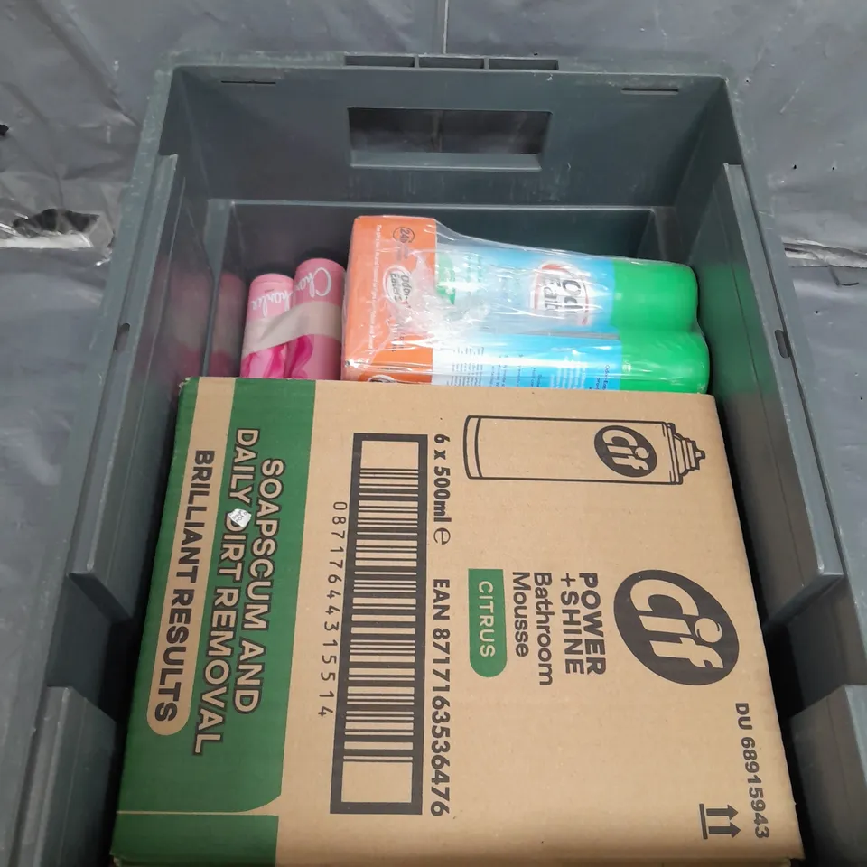 APPROXIMATELY 5 ASSORTED AEROSOLS TO INCLUDE BODY SPRAY , FOOT AND SHOE SPRAY , ETC 