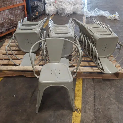PALLET CONTAINING APPROXIMATELY 15x METAL RESTAURANT CHAIRS