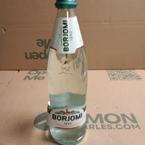 LOT OF 5 BOTTLES OF BORJOMI MINERAL WATER – GLASS BOTTLE, 1890 500ML PER BOTTLE