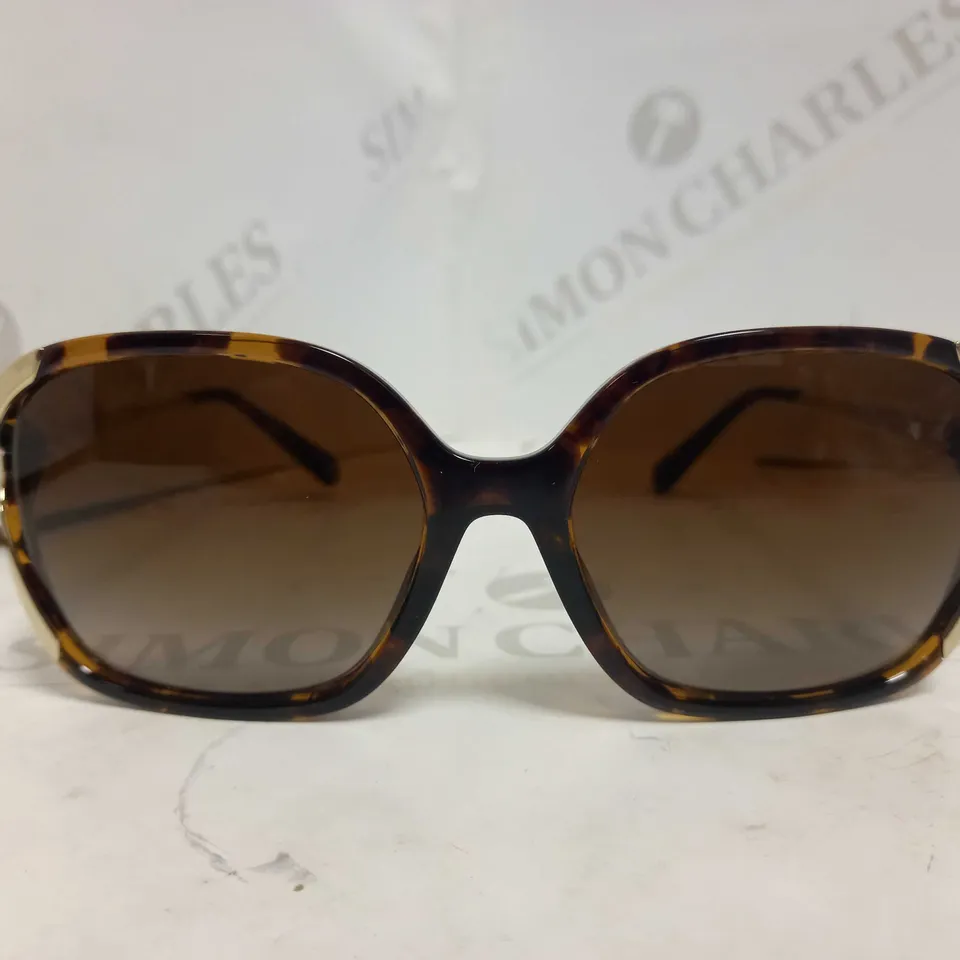 COACH DARK TORTOISE SQUARE SUNGLASSES RRP £128
