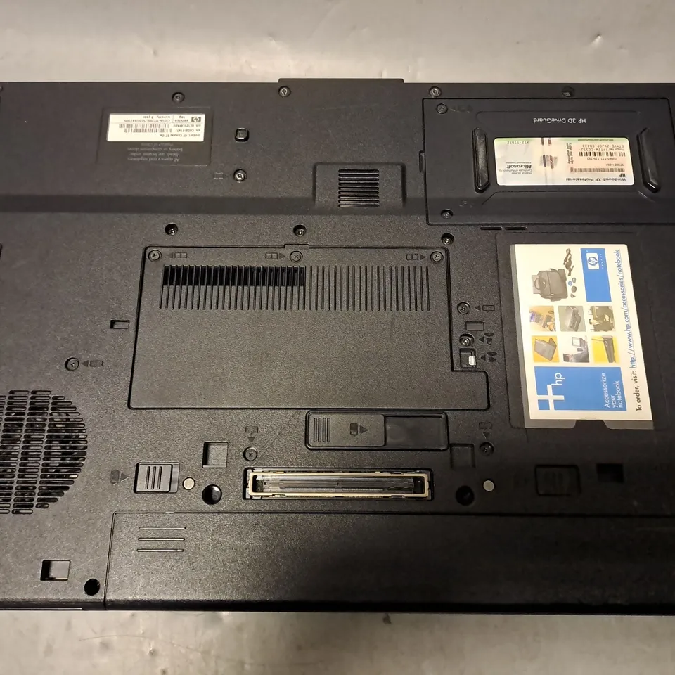 HP MOBILE WORKSTATION 