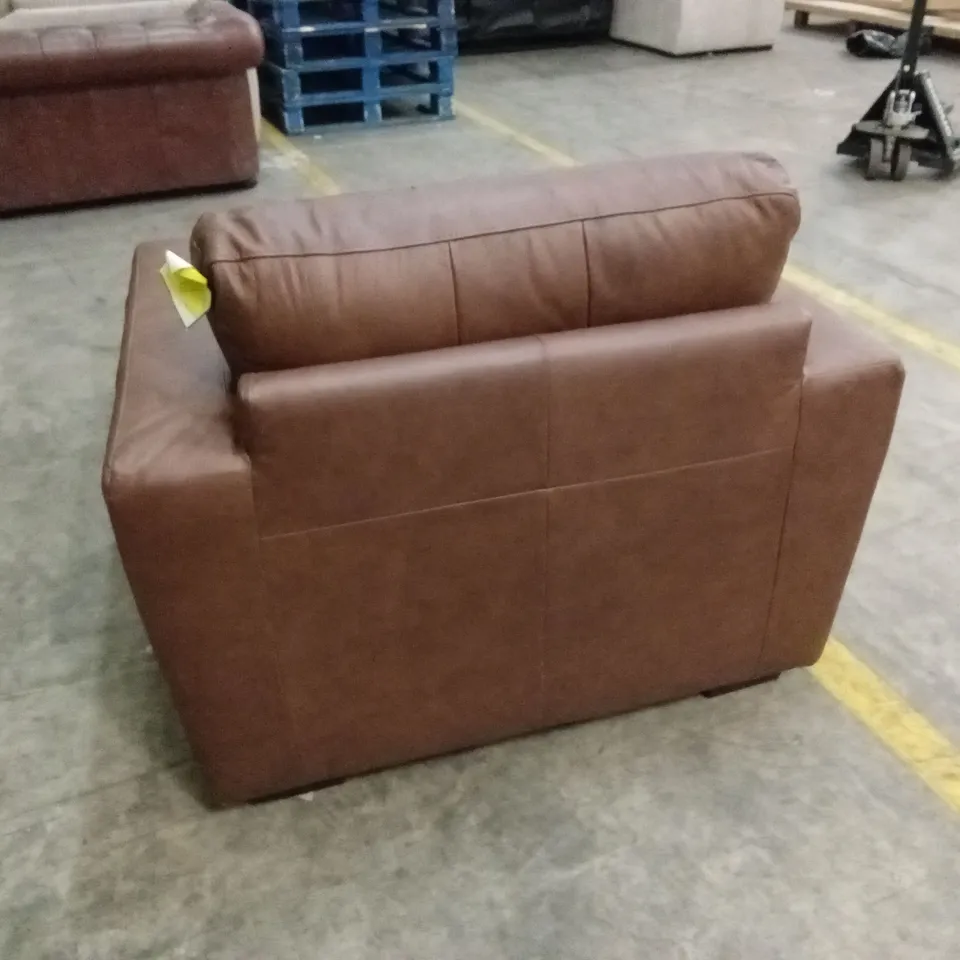 ARDEN ITALIAN LEATHER ARMCHAIR RRP £999