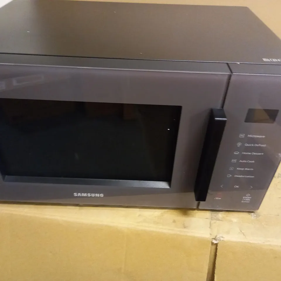 SAMSUNG 23L MICROWAVE OVEN RRP £179