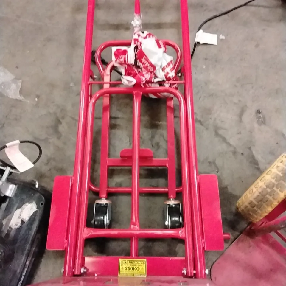 CLARKE CST12PF 250KG 3 IN 1 SACK TRUCK WITH PUNCTURE PROOF TYRES NO TYRES