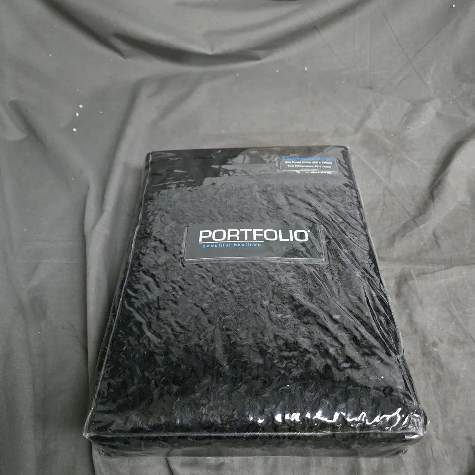 PORTFOLIO SUPER KING DUVET SET – DUVET COVER 260 X 220 CM; 2 PILLOWCASES 48 X 74 CM