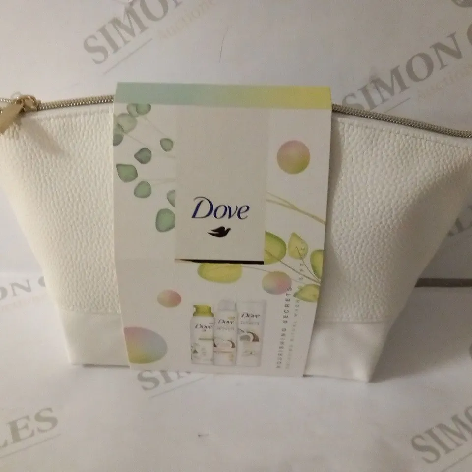 BOX OF 4 BRAND NEW DOVE NOURISHING SECRETS RELAXING RITUAL WASHBAG GIFT SET 