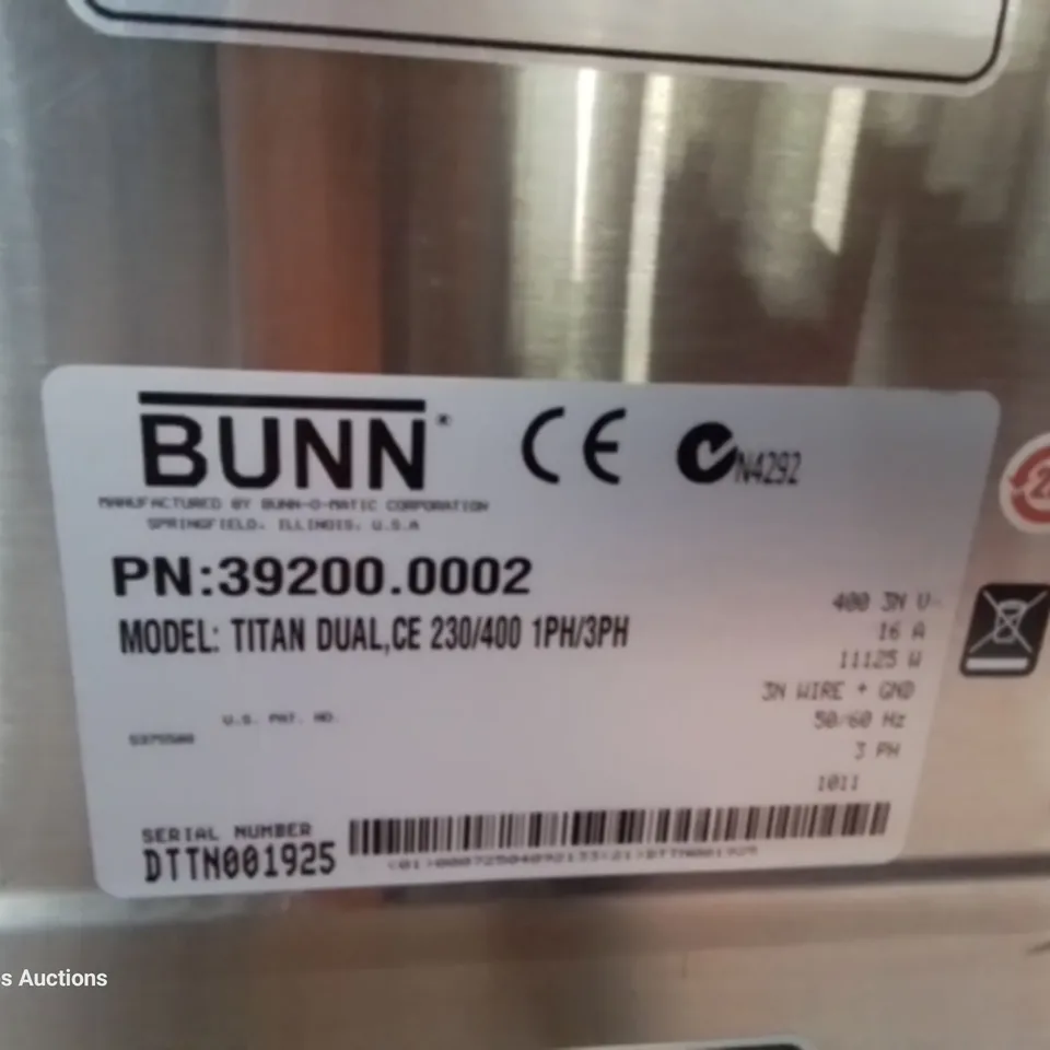 BUNN DUAL TITAN COMMERCIAL COFFEE BREWER