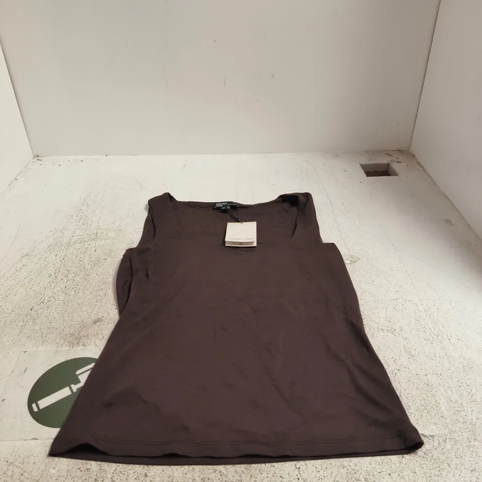 NOBODY'S CHILD WOMEN'S BROWN POLYAMIDE SQUARE-NECK VEST (UK S) – TAGGED