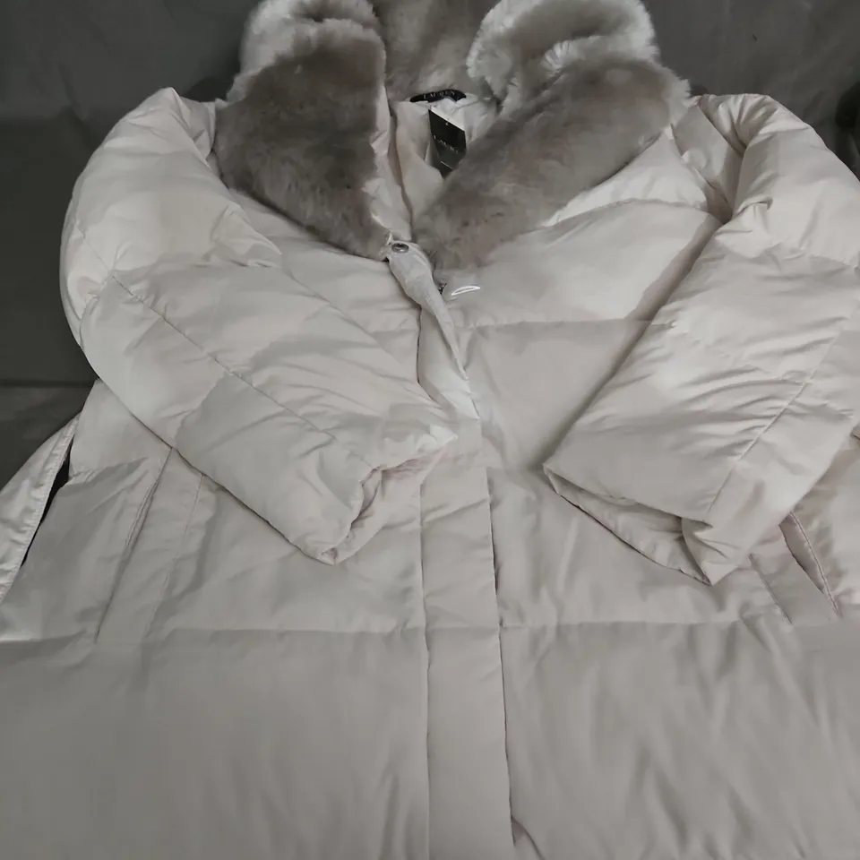 LAUREN RALPH LAUREN WHITE PUFFER COAT WITH GREY FAUX-FUR COLLAR - SIZE L