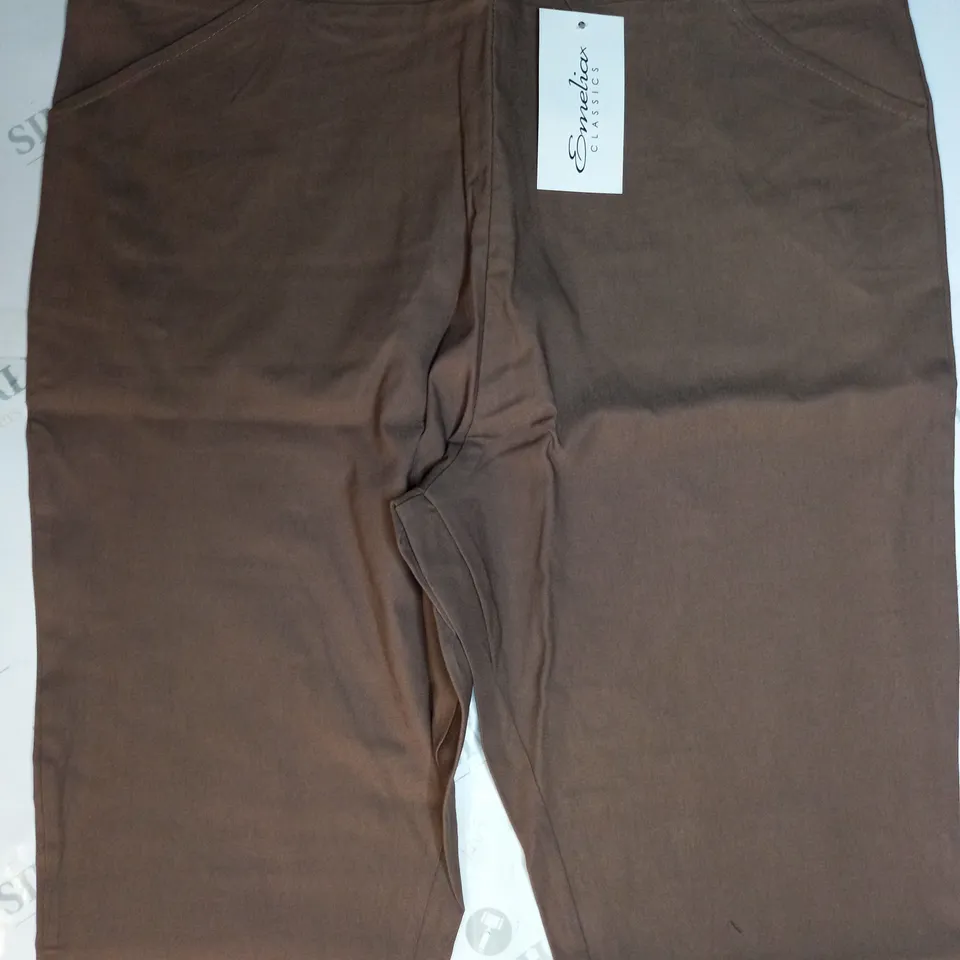EMELIA X SUPERSTRETCH BENGALINE CROP TROUSERS IN MOCHA SIZE XL