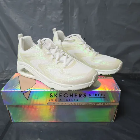 SKECHERS STREET TRAINERS - WHITE GLITTER - SIZE 7