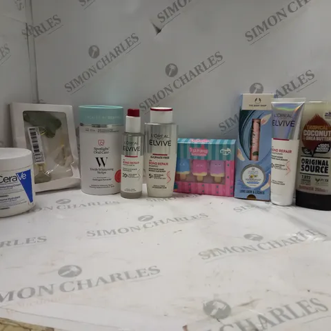 LOT OF HOUSEHOLD ITEMS TO INCLUDE CERAVE MOISTURISING CREAM, ETC